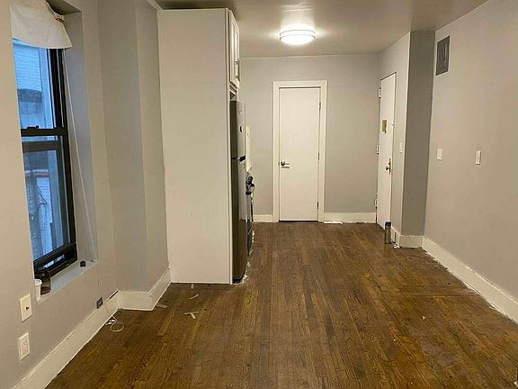 5th image of 118 E 103rd St APT 8