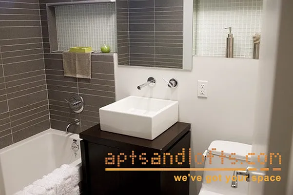 Rented by aptsandlofts.com | media 9