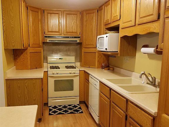 4th image of 7531 Kern Valley Dr