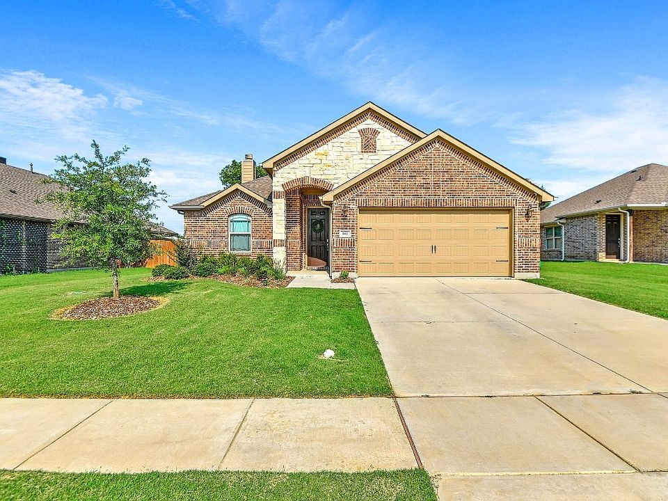 1st image of 142 Creekside Dr