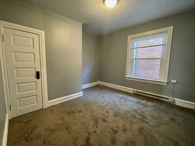 520 Main St #2 — Photo 16