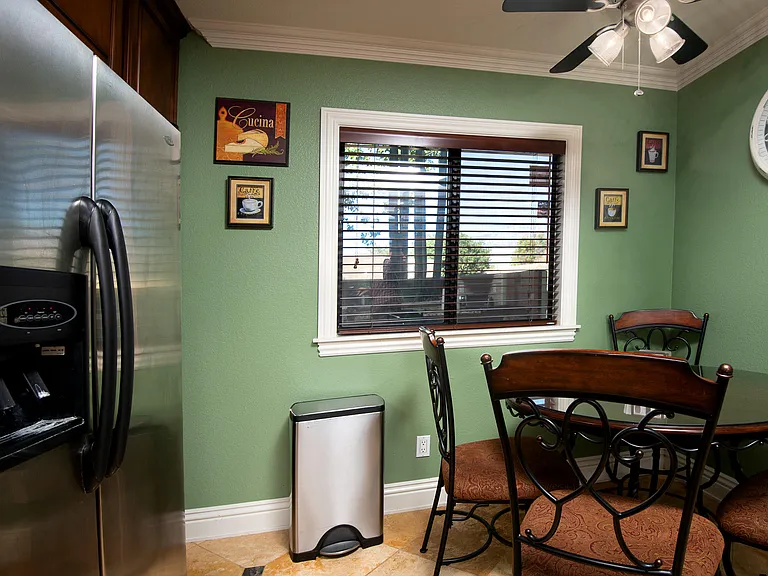 28602 Taos Ct #28602 — Photo 8