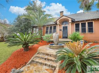 211 E 51st St, Savannah, GA 31405