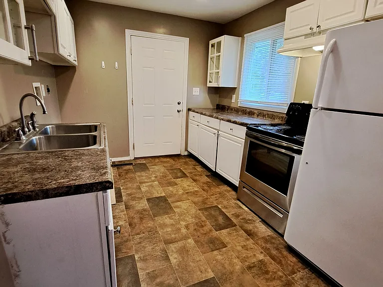 4161 Mapleleaf Dr — Photo 1