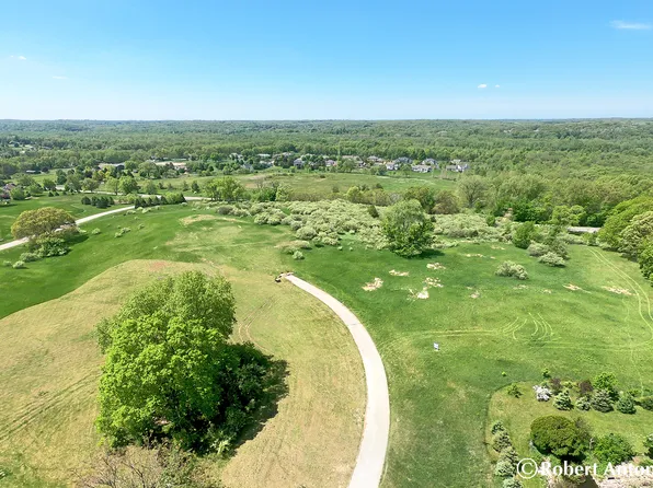 2782 Montreux Pointe Ct NE, Ada, MI 49301