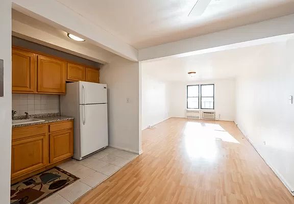 4th image of 6901 Narrows Ave #B3