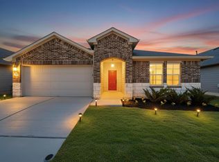 218 Sickle Loop, Uhland, TX 78640