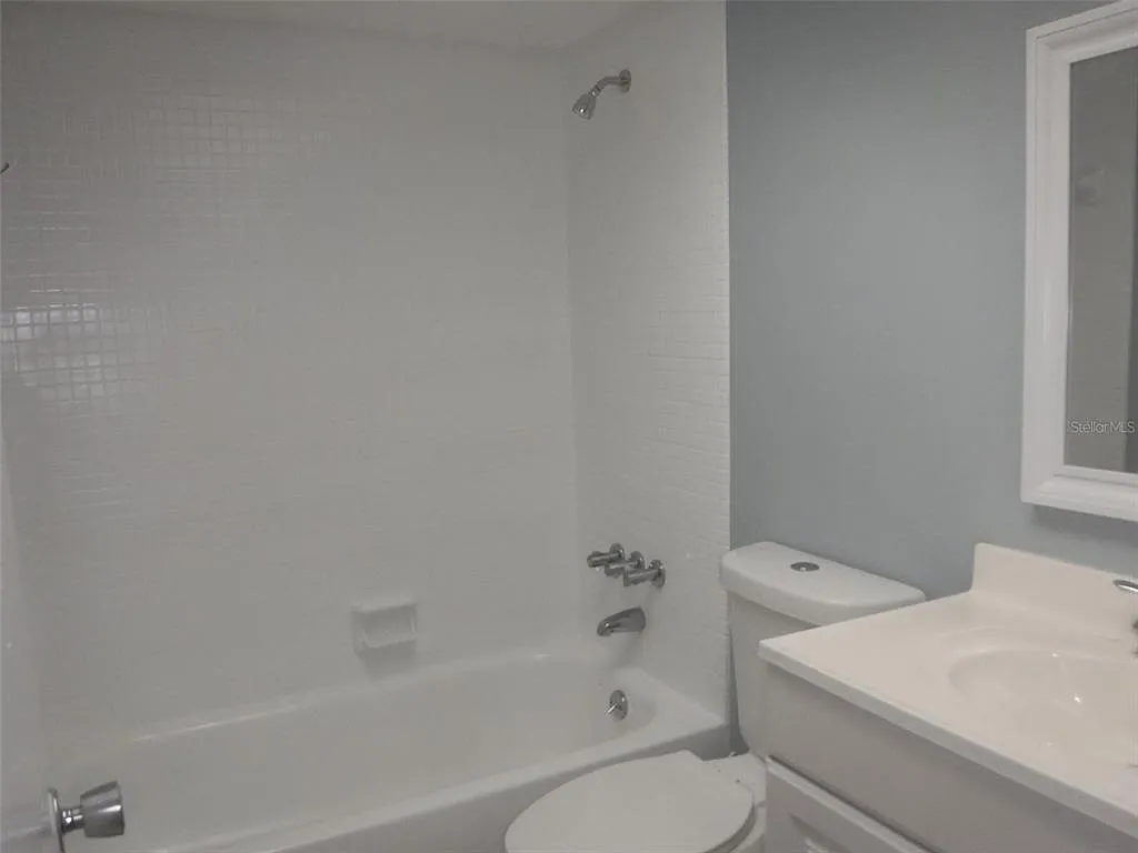 1433 S Belcher Rd — Photo 3