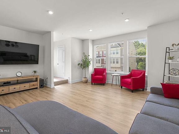 5th image of 8338 Amber Beacon Cir