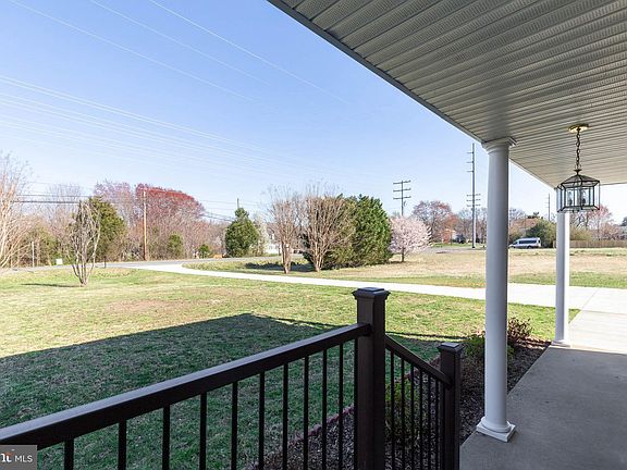 4th image of 12812 Canova Dr
