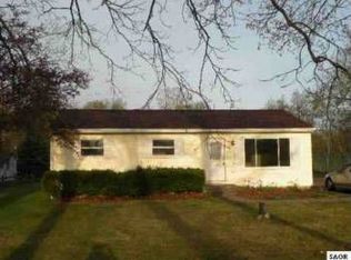 11170 Beardslee Rd, Perry, MI 48872