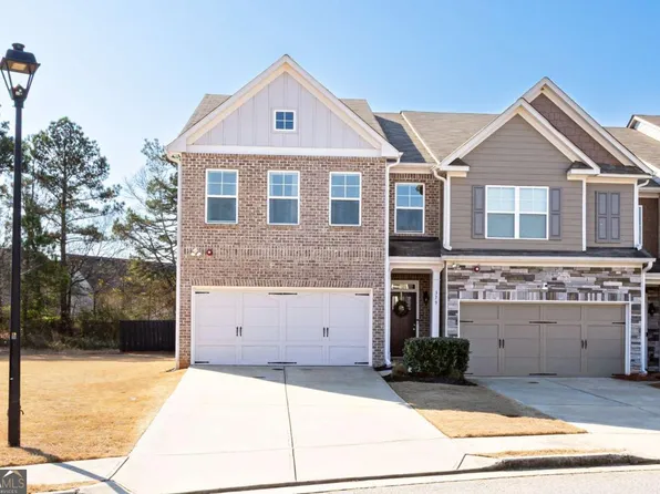 379 Arbor Crowne Dr, Lawrenceville, GA 30045
