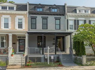 438 Kenyon St NW, Washington, DC 20010