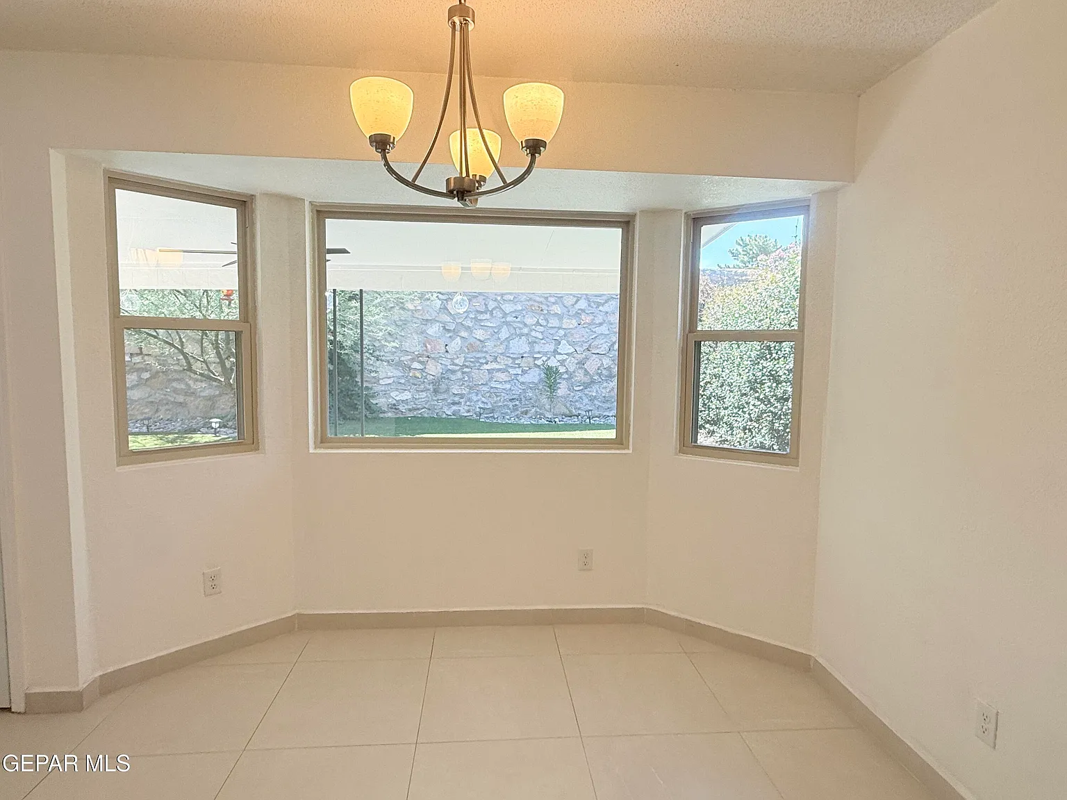4 bed, 1603 sqft, $1,750 — Photo 4