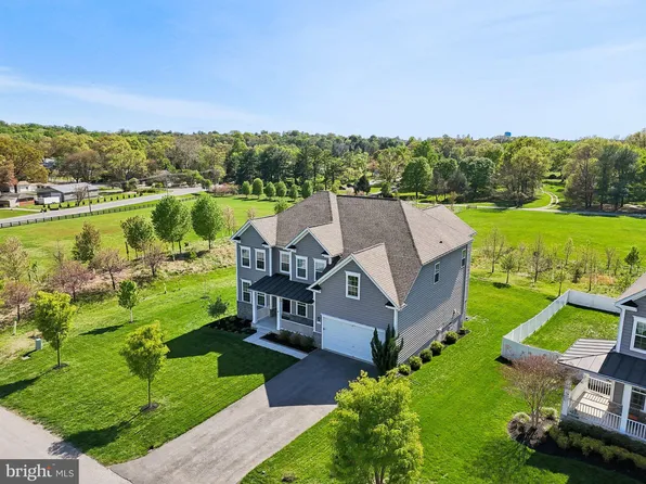 2110 Gable Dr, Jessup, MD 20794