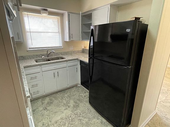 2nd image of 3834 Anton Dr