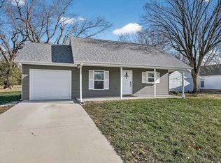 520 S Pine Street, Marshfield, MO 65706