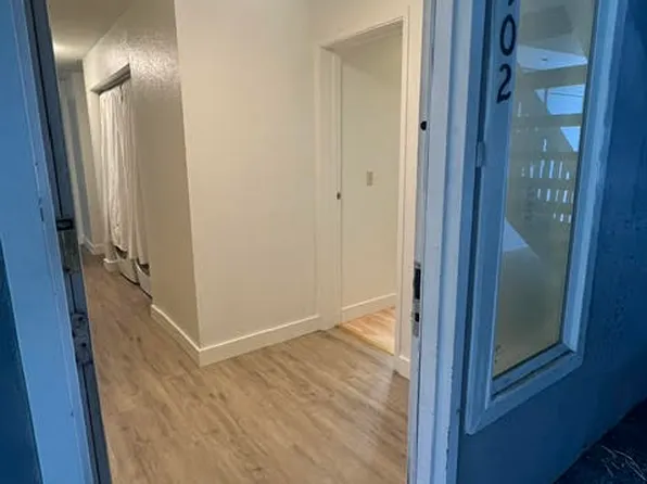 6707 204th St SW APT C102, Brier, WA 98036