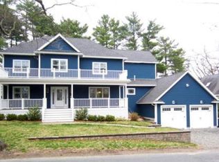 9 Van Norden Rd, Reading, MA 01867