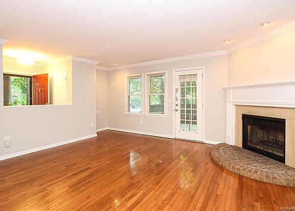 5th image of 3503 Colony Crossing Dr #24