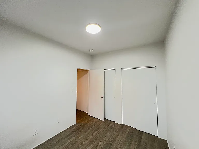 135 Van Wagenen Ave #4B — Photo 12