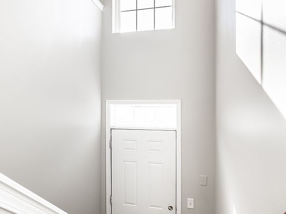3rd image of 6920 Havenmoor Pl