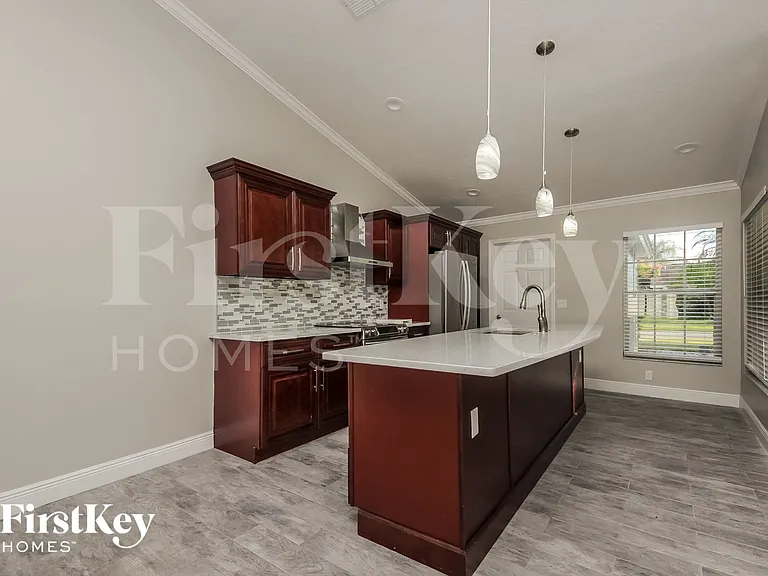 4635 Osceola Point Trl — Photo 5