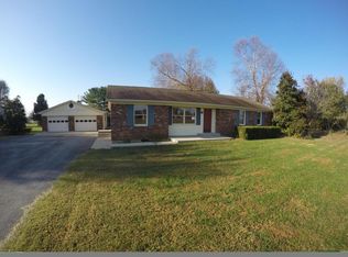 583 Greer Ln, Bardstown, KY 40004