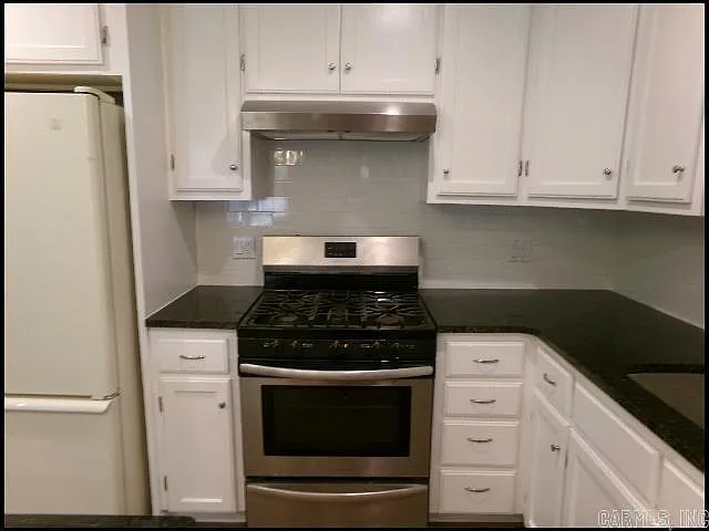 7910 Burnelle Dr — Photo 6