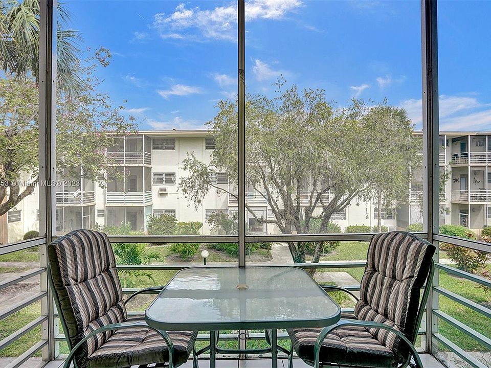 1st image of 1395 NE 167th St APT 207