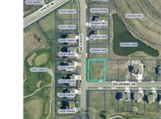 1102 Goldenray Dr, Faribault, MN 55021