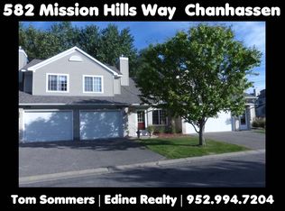 582 Mission Hills Way W, Chanhassen, MN 55317