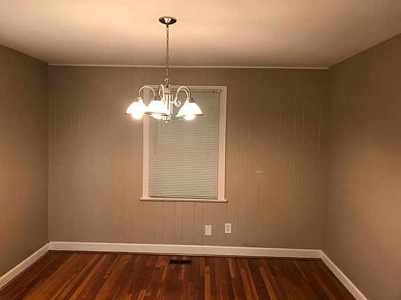 5th image of 19 Mavern Ave