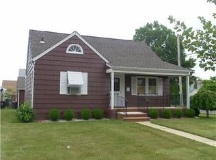108 Bernard St, Carteret, NJ 07008