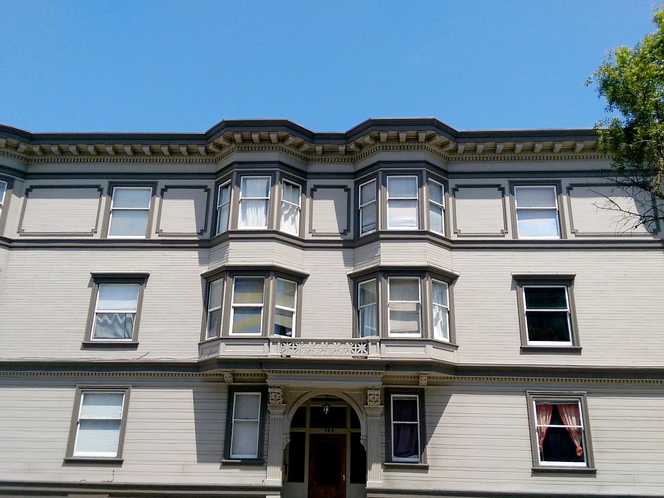 1st image of 144 Hugo St APT 4