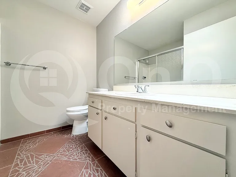4950 E Lake Point Cir — Photo 16