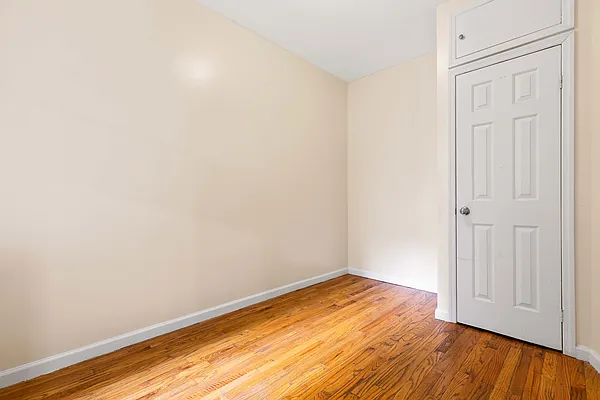 Rented by MNS | media 20