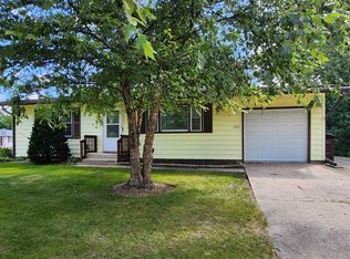 1304 11th Ave, Belvidere, IL 61008