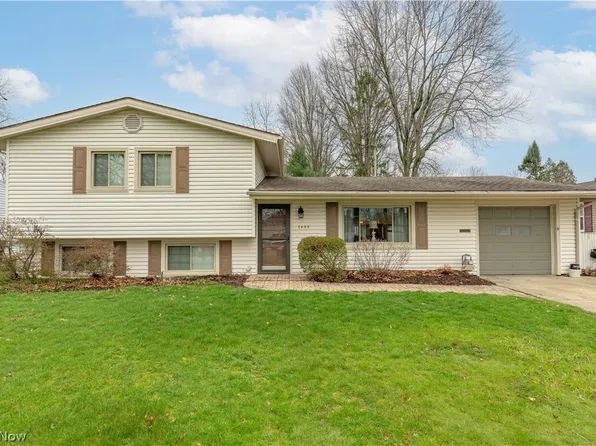 2435 Eastern Ave, Alliance, OH 44601