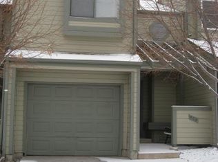 908 Azure Cir, Colorado Springs, CO 80910