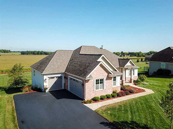 2nd image of 2760 Newbury Ln