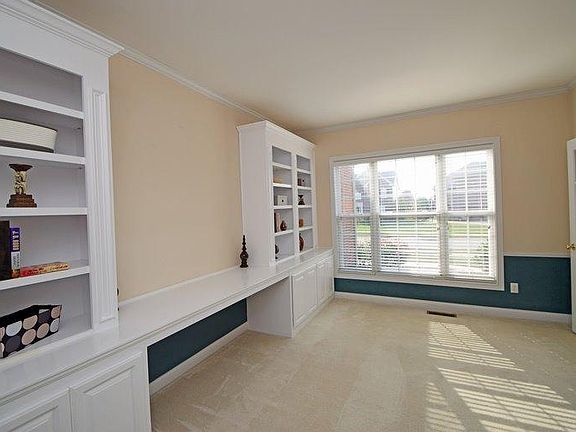 3rd image of 3795 Blossom Ct