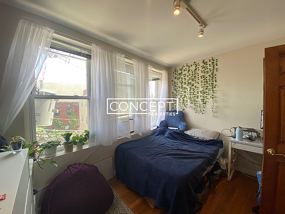 5th image of 54 Kelly Rd APT 1