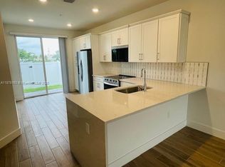 172 SW 171st Ln #172, Hollywood, FL 33027