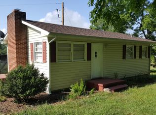 117 Foggy Bottom Rd SE, Floyd, VA 24091