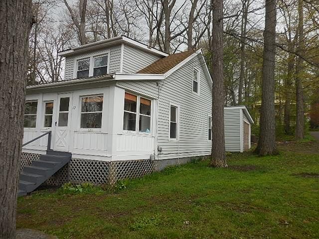 2nd image of 3929 Janes Ave