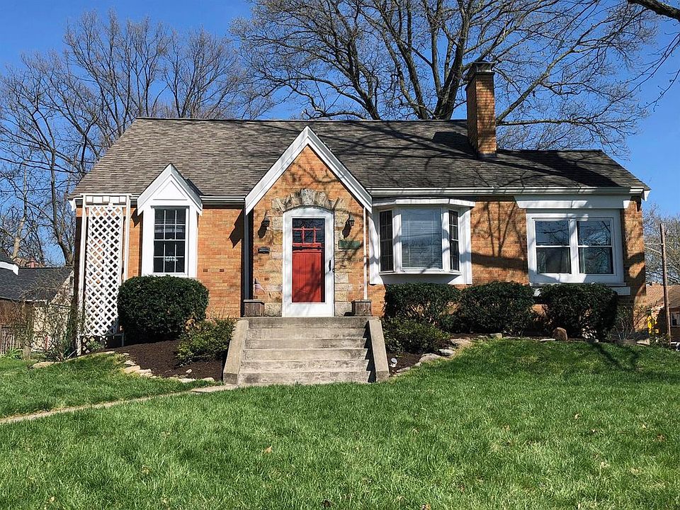 1st image of 204 Grove Ave