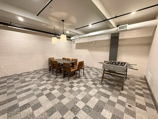 Rented by ERNY LLC | media 37