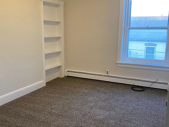 5th image of 400 W 1st Ave #B