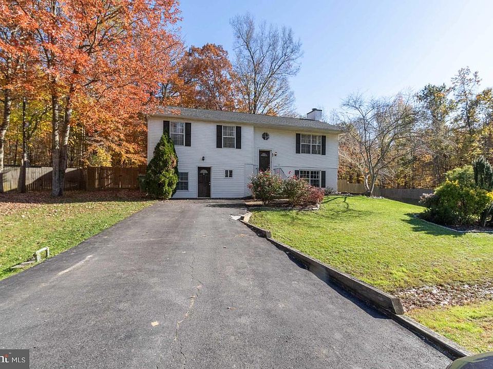 1st image of 62 Meadowood Dr